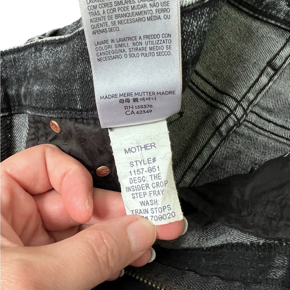 MOTHER Denim The Insider Crop Step Fray Jeans Wash Train Stops Size 24 - Picture 8 of 16